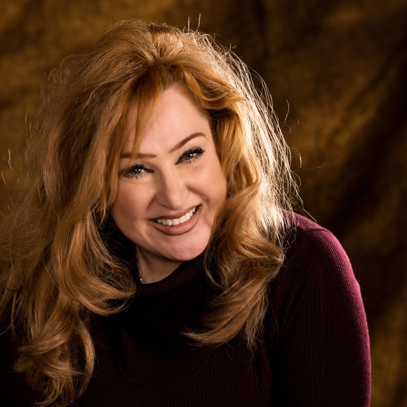 Meet your Posher, Rachael - Picture 1 of 1